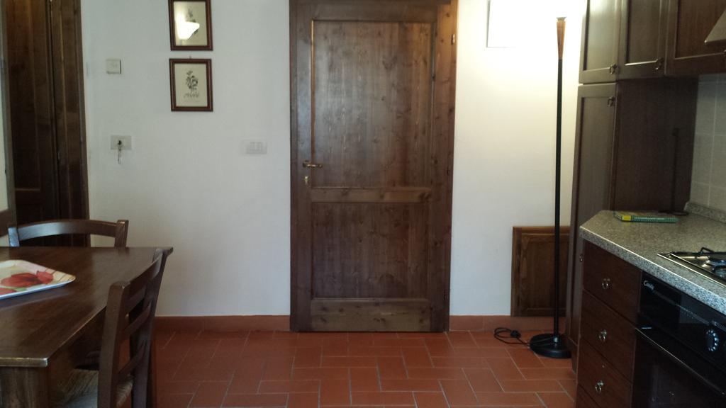 Agriturismo Castello Di Querceto Lucolena in Chianti Room photo