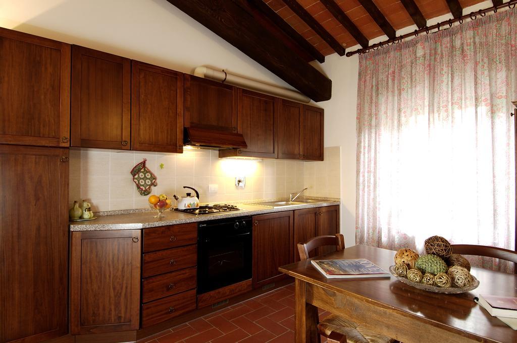 Agriturismo Castello Di Querceto Lucolena in Chianti Room photo